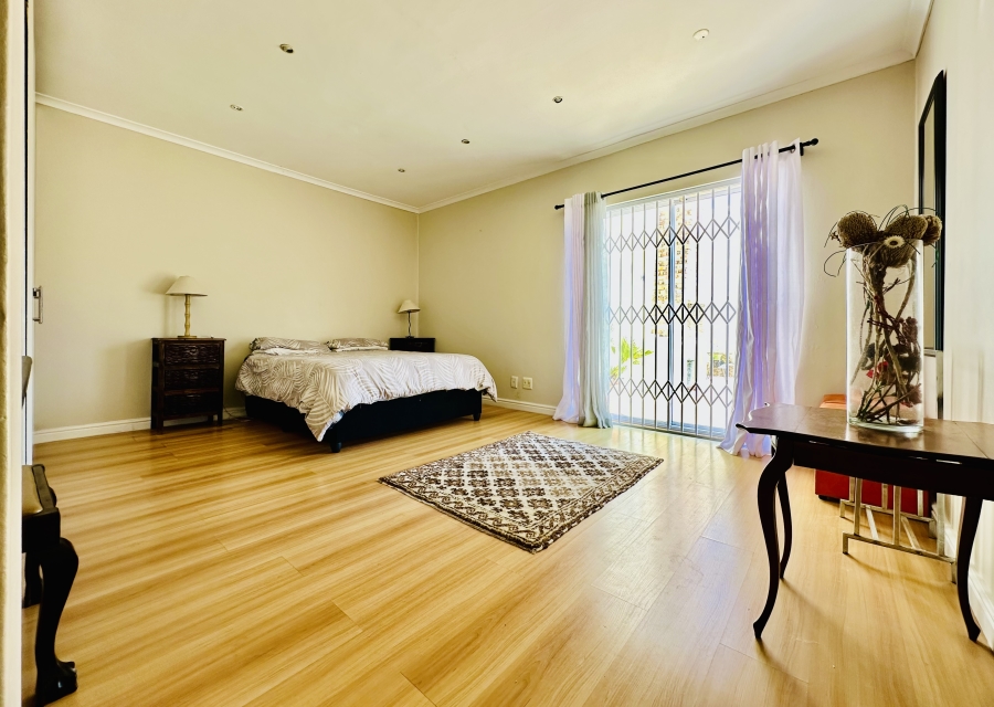 3 Bedroom Property for Sale in Westcliff Western Cape